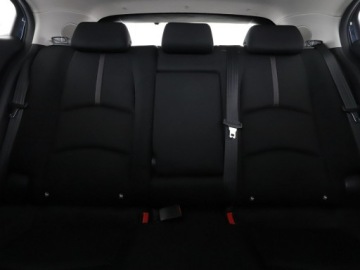 Mazda 3 III Hatchback Facelifting 2.0 SKYACTIV-G 120KM 2017 Mazda 3 klima auto navi grzane fotele kamera i, zdjęcie 17