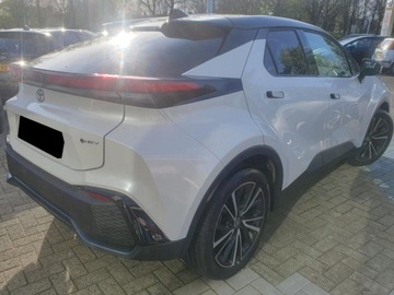 Toyota C-HR II SUV Plug-In 2.0  223KM 2025 Executive 2.0 Plug-in Hybrid Dynamic Force 223KM | Podgrzewane fotele!, zdjęcie 1