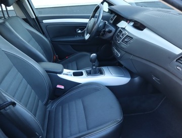 Renault Laguna III Grandtour 2.0 16v 140KM 2008 Renault Laguna 2.0 16V, GAZ, Klima, Klimatronic, zdjęcie 8