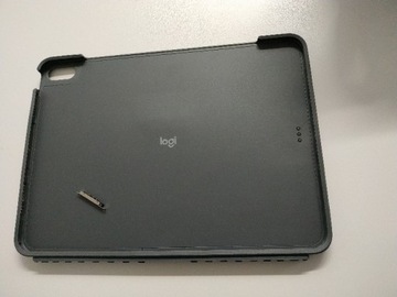 ЧЕХОЛ С КЛАВИАТУРОЙ LOGITECH COMBO TOUCH IPAD AIR AIR