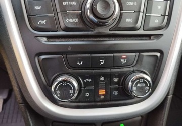 Opel Mokka I SUV 1.4 Turbo ECOTEC 140KM 2014 Opel Mokka Opel Mokka 1.4 T 4X4 klima pdc kamera navi stan bdb gwarncja pr, zdjęcie 23