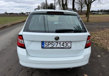 Skoda Fabia III Kombi 1.2 TSI 90KM 2016 Skoda Fabia Niski przebieg, zadbany, hak westfalia 1.2 Benzyna 90KM, zdjęcie 5