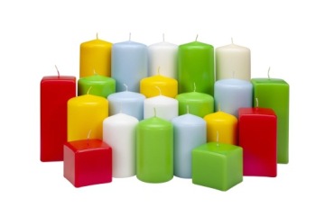 СВЕЧА БЕЛАЯ КВАДРАТНАЯ 7x7см свечи