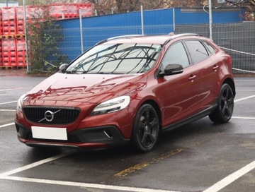 Volvo V40 II Hatchback Facelifting 2.0 D2 120KM 2017 Volvo V40 Cross Country 2.0 D2, Skóra, Navi, zdjęcie 1
