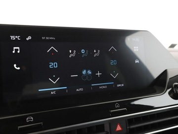 Citroen C4 III SUV 1.2 PureTech 130KM 2023 Citroen C4 automat kamera FullLED tempomat, zdjęcie 24