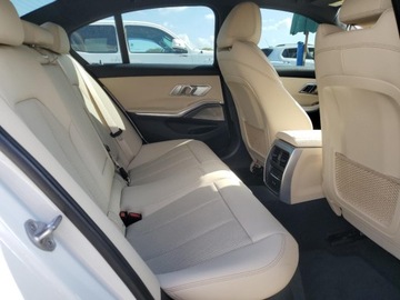 BMW Seria 3 G20-G21 2022 BMW Seria 3 330e 2022 2.0l 2.0 Hybryda 288KM, zdjęcie 10