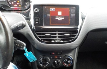 Peugeot 2008 I SUV Facelifting 1.2 PureTech 82KM 2016 Peugeot 2008 Okazja 1.2 Benzyna 82KM, zdjęcie 23