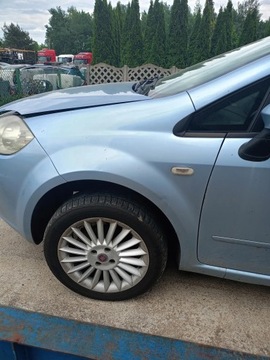 BLATNÍK LEVÝ PŘEDNÍ FIAT LINEA 2008