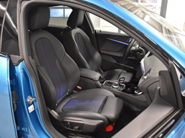 BMW Seria 2 G42-U06 Active Tourer 1.5 218i 136KM 2022 BMW 218 140KM/ HiFi/Fotele Sport/ Mpakiet/ Kamera/, zdjęcie 11