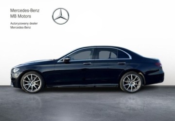 Mercedes Klasa E W213 Limuzyna 2.0 220d 194KM 2020 Mercedes-Benz Klasa E REZERWACJA SalonPL Od Dealera 4Matic AMG Line Kamera, zdjęcie 1