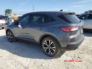 Ford Kuga III 2021 Ford Kuga 2021 r., 2,5L 2.5 Hybryda 200KM, zdjęcie 3