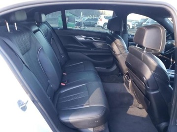 BMW Seria 7 G11-G12 2019 BMW Seria 7 2019, 4.4L, 4x4, od ubezpieczalni, zdjęcie 8