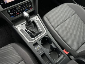 Volkswagen Passat B8 Variant Facelifting 2.0 TDI SCR 150KM 2022 Volkswagen Passat Variant APP | LED | Kamera Cofan, zdjęcie 15