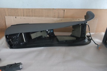 VOLVO C30 S40 II V50 ЦЕНТРАЛЬНЫЙ ТУННЕЛЬНЫЙ ПОДЛОКОТНИК EUR 07-12