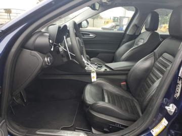 Alfa Romeo Giulia II 2017 Alfa Romeo Giulia 2017 r., 2,0L TI 2.0 Benzyna 280KM, zdjęcie 8