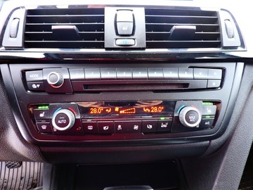 BMW Seria 3 F30-F31-F34 Touring 2.0 318d 143KM 2014 BMW 3 F30/F31 4X4 ZAMIANA X-DRIVE, zdjęcie 37