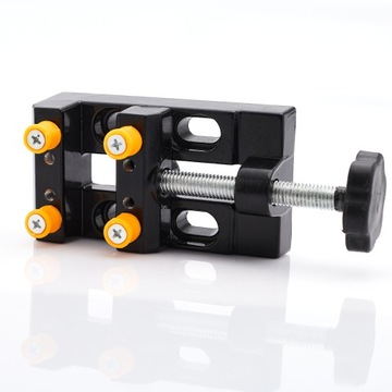 METALOWE IMADŁO STOŁOWE MODELARSKIE ROZSTAW 55MM