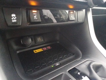 Toyota RAV4 V SUV Facelifting 2.5 Hybrid Dynamic Force 222KM 2024 Toyota RAV4 2.5 Hybrid Adventure 4x4 V (2018-) 2.5, zdjęcie 25