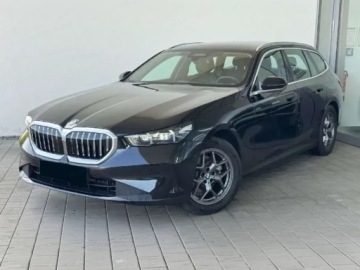 BMW Seria 5 G90-91 Sedan 2.0 20d 197KM 2026 520d 2.0 (197KM)| Systemy asystujące kierowcy, zdjęcie 3