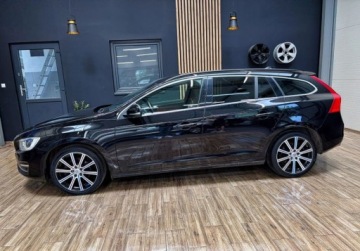 Volvo V60 I Kombi Facelifting 2.0 D4 DRIVE-E 190KM 2016 Volvo V60 D4 200KM SKORY POLESTAR gwarancja manual BEZWYPADKOWY, zdjęcie 10