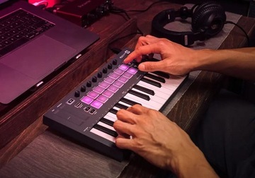 КЛАВИАТУРА УПРАВЛЕНИЯ NOVATION FLKEY MINI FL STUDIO