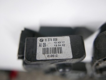 BMW E46 ВСТАВКА ЛАМПОЧКА ПАНЕЛЬ ЛЕВАЯ ЗАДНЯЯ 8374809