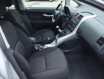 Toyota Auris II Hatchback 5d Dual VVT-i 100 99KM 2013 Toyota Auris 1.3 Dual VVT-i, Salon Polska, GAZ, zdjęcie 8