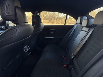 Mercedes Klasa C W206 Limuzyna 1.5 180 170KM 2025 Mercedes-Benz C 180 Linia AMG/9G-TRONIC/Advanced P, zdjęcie 17