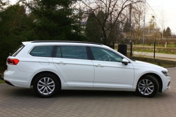 Volkswagen Passat B8 Variant Facelifting 2.0 TDI SCR 150KM 2020 Volkswagen Passat 2.0 TDI 150KM Bezwypadkowy 100 Serwisowany I Wlasciciel, zdjęcie 14