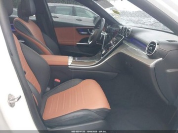 Mercedes Klasa C W206 2024 Mercedes-Benz Klasa C 2024 Mercedes-Benz C-Class C 300 4MATIC Sedan 2.0, zdjęcie 9