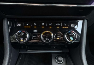 Skoda Superb III Kombi Facelifting 1.5 TSI 150KM 2020 Skoda Superb SalonPL 1.5TSI 150KM Ambition DSG Matrix El.Klapa SmartLink A, zdjęcie 24