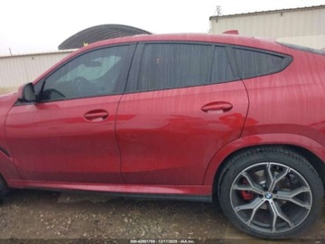 BMW X6 G06 2022 BMW X6 xDrive40i 2022 3.0 Benzyna 335KM, zdjęcie 2