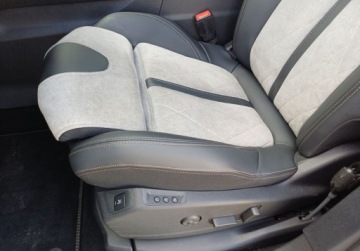 Peugeot 3008 II Plug-In Hybrid HYbrid4 300 PHEV 300KM 2020 Peugeot 3008 136 1.6 Hybrid4 PHEV GT PACK 300 KM 4x4 AUTOMAT I wl. FV23, zdjęcie 17