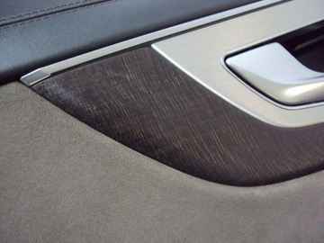 ОБИВКА ДВЕРИ ЗАДНЯЯ ЛЕВАЯ AUDI Q7 4M 2015-