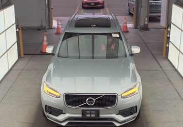 Volvo XC90 II SUV 2.0 T6 320KM 2018 Volvo XC 90 Auta z USA - Zapytaj o wiecej ofert 2.0 Benzyna 320KM, zdjęcie 2