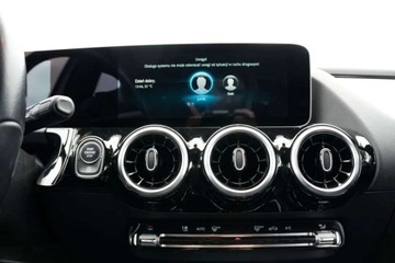 Mercedes GLA II Off-roader 1.3 200 163KM 2020 Mercedes-Benz GLA Faktura VAT, Kola zimowe gratis, Polska Salon 1.3 163KM, zdjęcie 16