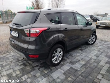 Ford Kuga II SUV 2.0 TDCi 150KM 2016 Ford Kuga Ford Kuga 2.0 TDCi 2x4 Titanium 2.0 Diesel 150KM, zdjęcie 4