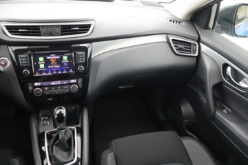 Nissan Qashqai II Crossover Facelifting 1.3 DIG-T  160KM 2019 Nissan Qashqai 1.3 DIG-T, Salon Polska, zdjęcie 7