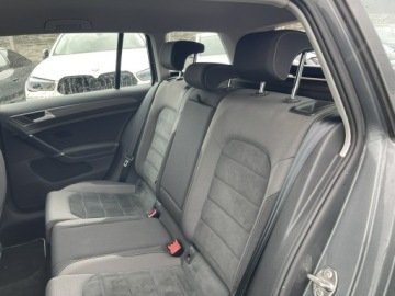 Volkswagen Golf VII Variant Facelifting 1.5 TSI BMT 130KM 2020 Volkswagen Golf Podgrz Klimatronik Czujniki park., zdjęcie 11