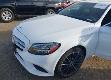 Mercedes Klasa C W206 Limuzyna 2.0 300 258KM 2021 Mercedes-Benz Klasa C MERCEDES-BENZ C 300 SEDAN 2.0 Benzyna 259KM, zdjęcie 7