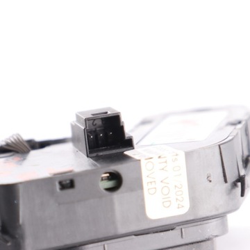 MERCEDES C207 W212 PŘEPÍNAČ REGULACE SEDADLA LEVÝ PŘEDNÍ A2128700610