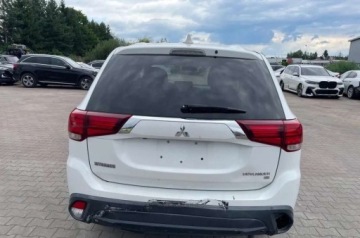 Mitsubishi Outlander III 2017 Mitsubishi Outlander 2017 Mitsubishi Outlander - W POLSCE, po oplatach i a, zdjęcie 7