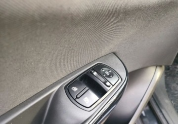 Opel Corsa E Hatchback 3d 1.4 Twinport 90KM 2016 Opel Corsa Salon POLSKA Pelny serwis Zadbana GWARANCJA Zobacz 1.4, zdjęcie 23