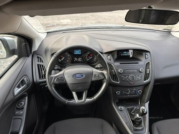 Ford Focus III Kombi 1.0 EcoBoost 125KM 2015 Ford Focus 2015 rok Salon Polska/II właściciel/Uszkodzony, zdjęcie 13