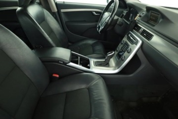 Volvo V70 III Kombi 1.6 DRIVe 115KM 2013 Volvo V70 D2, Automat, Xenon, Klima, Klimatronic, zdjęcie 6