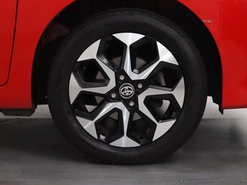 Toyota Aygo II Hatchback 3d Facelifting 1.0 VVT-i 72KM 2021 Toyota Aygo 1.0 VVT-i, Salon Polska, Serwis ASO, zdjęcie 14