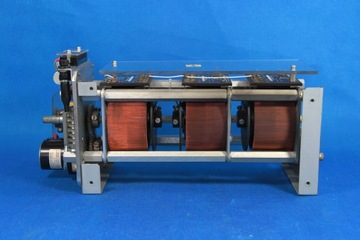 TRÓJFAZOWY AUTOTRANSFORMATOR 3x0-250V 2,6kVA