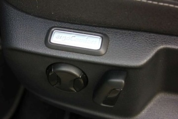 Volkswagen Passat B8 Variant Facelifting 2.0 TDI SCR 150KM 2020 Volkswagen Passat 2.0 TDI 150KM Bezwypadkowy 100 Serwisowany I Wlasciciel, zdjęcie 24