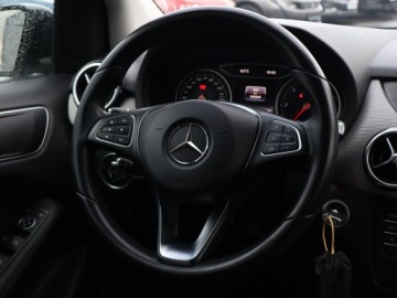 Mercedes Klasa B W246 Sports Tourer Facelifting 1.5 180 d 109KM 2016 Mercedes B B 180 CDI, Salon Polska, Automat, Navi, zdjęcie 21