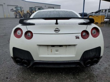 Nissan GT-R 2013 Nissan GT-R Premium 2013 3.8l 3.8 Benzyna 545KM, zdjęcie 2